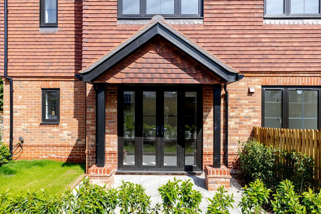 81 Farleigh Road